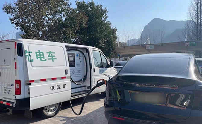 天桥区汽车搭电